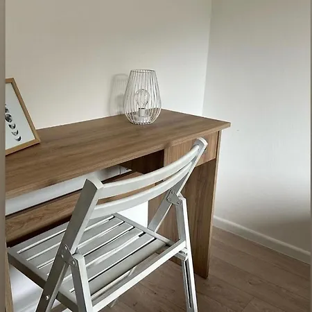 Novoureden Stan U Vitezu 비테즈