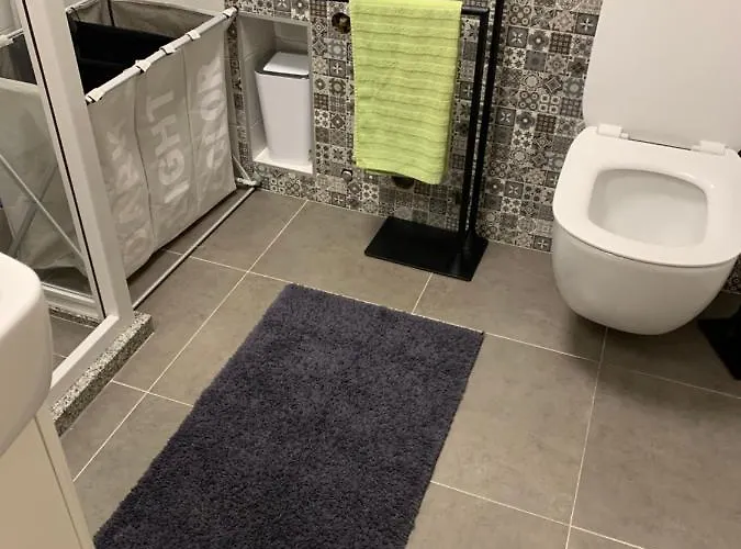 Novoureden Stan U Vitezu 维特兹